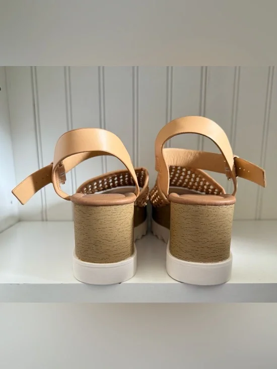 Universal Thread Women’s Alba Platform Sandals - Picture 8 of 10